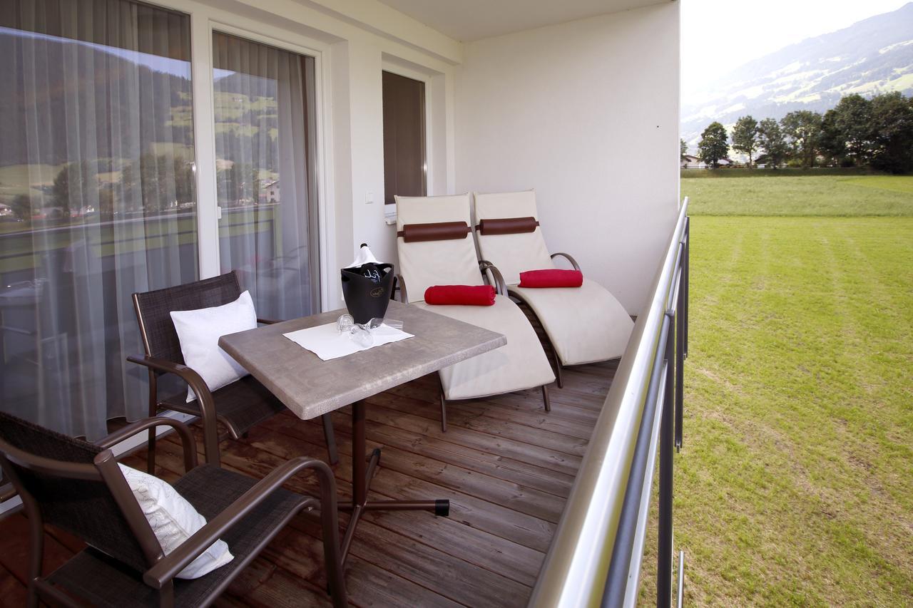 Zum Senner Suites Zillertal (Adults Only) Шлиттерс Экстерьер фото